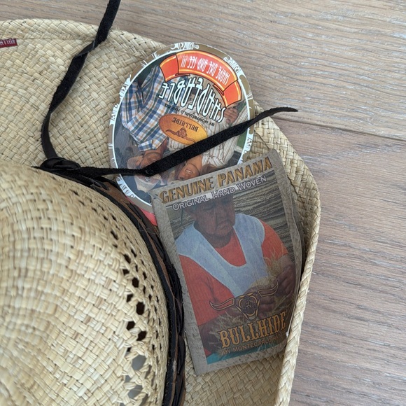 Size medium. 4” brim. Cowgirl hat 
Bullhide by Montecarlo Hat Co. Cowboy hat - Picture 2 of 4